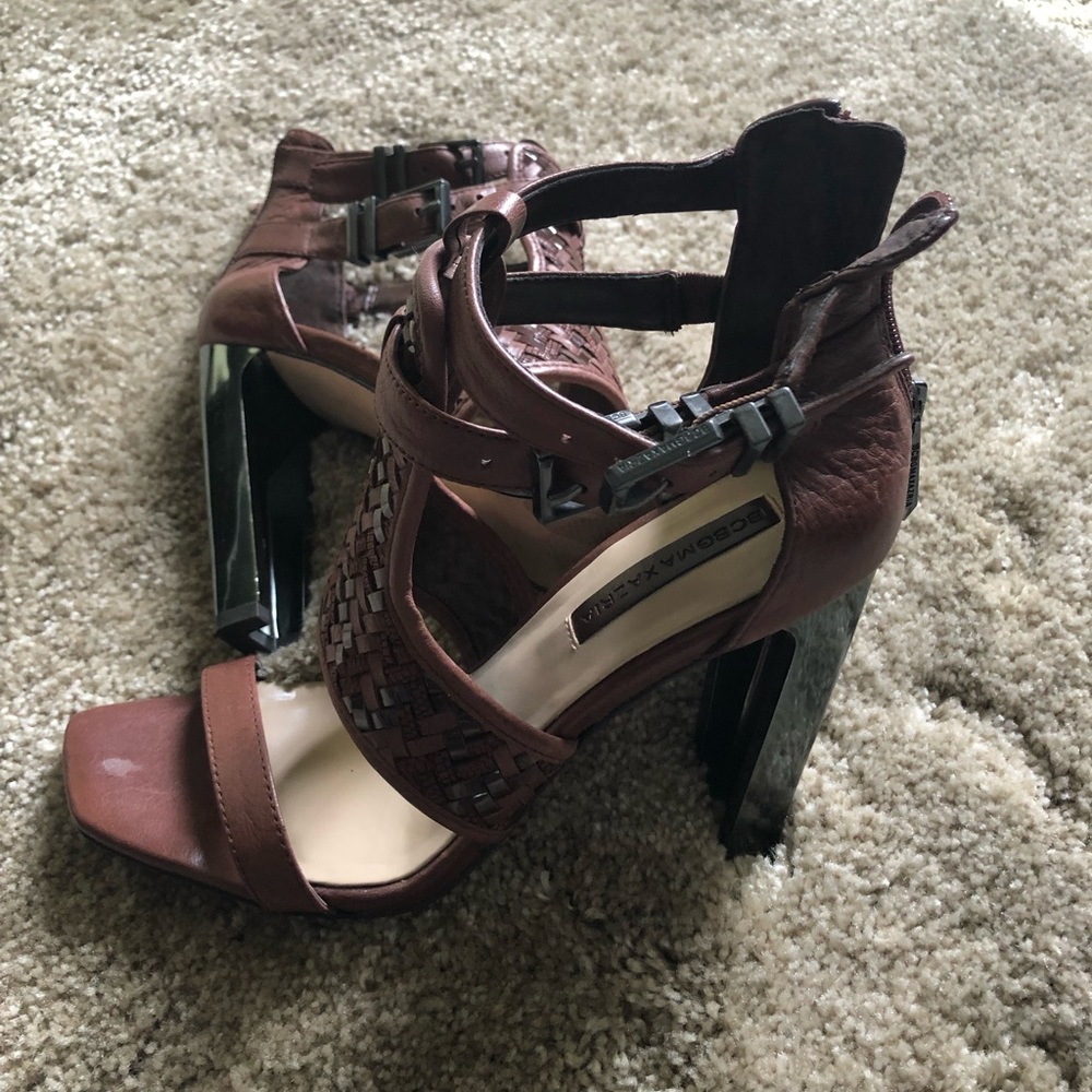 BCBGMAXAZRIA heels